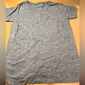 Athleta Foothill short sleeve top Size M